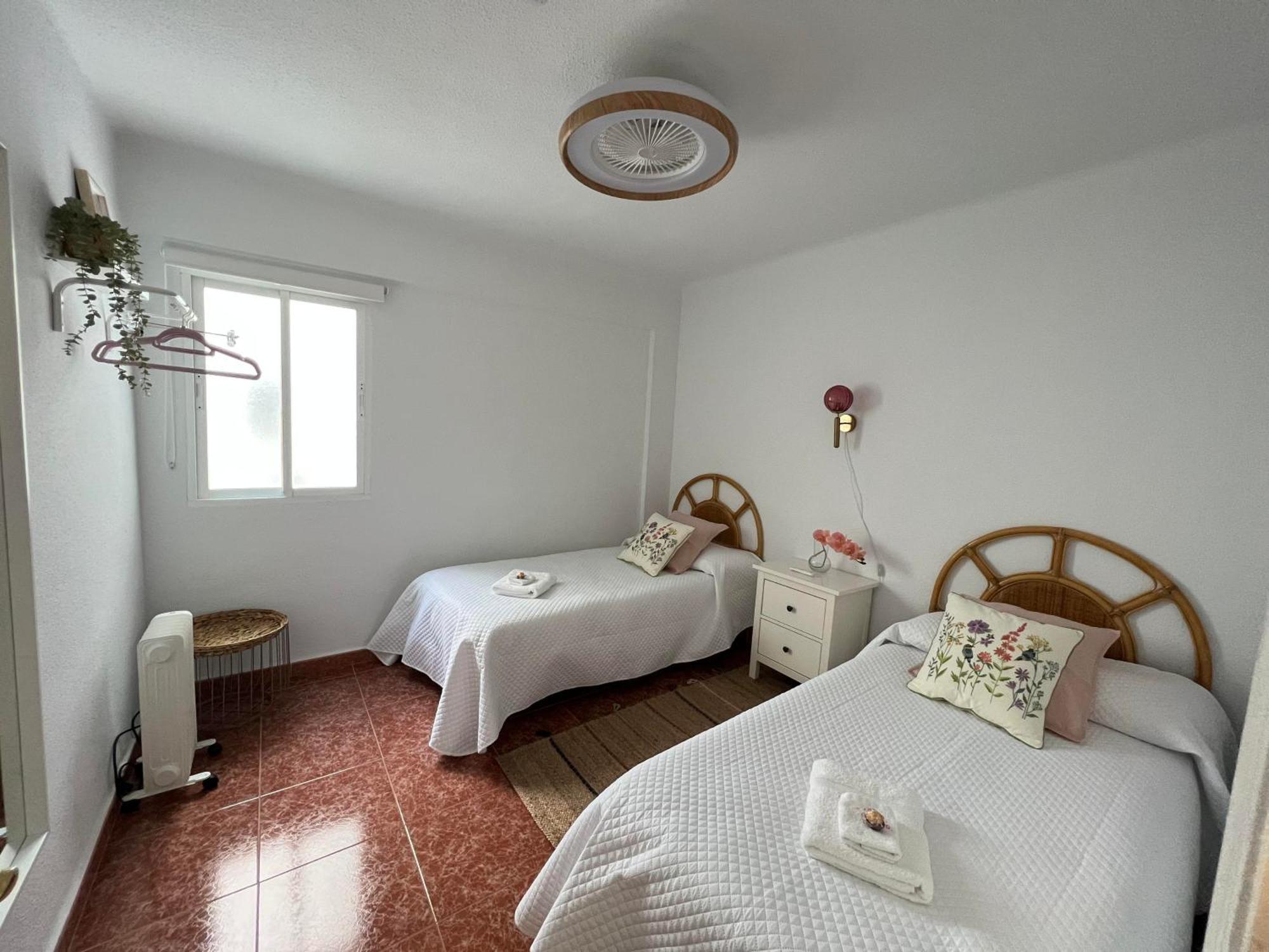 Gran Apartamento Con Parking Gratis Centro De มาลากา ภายนอก รูปภาพ